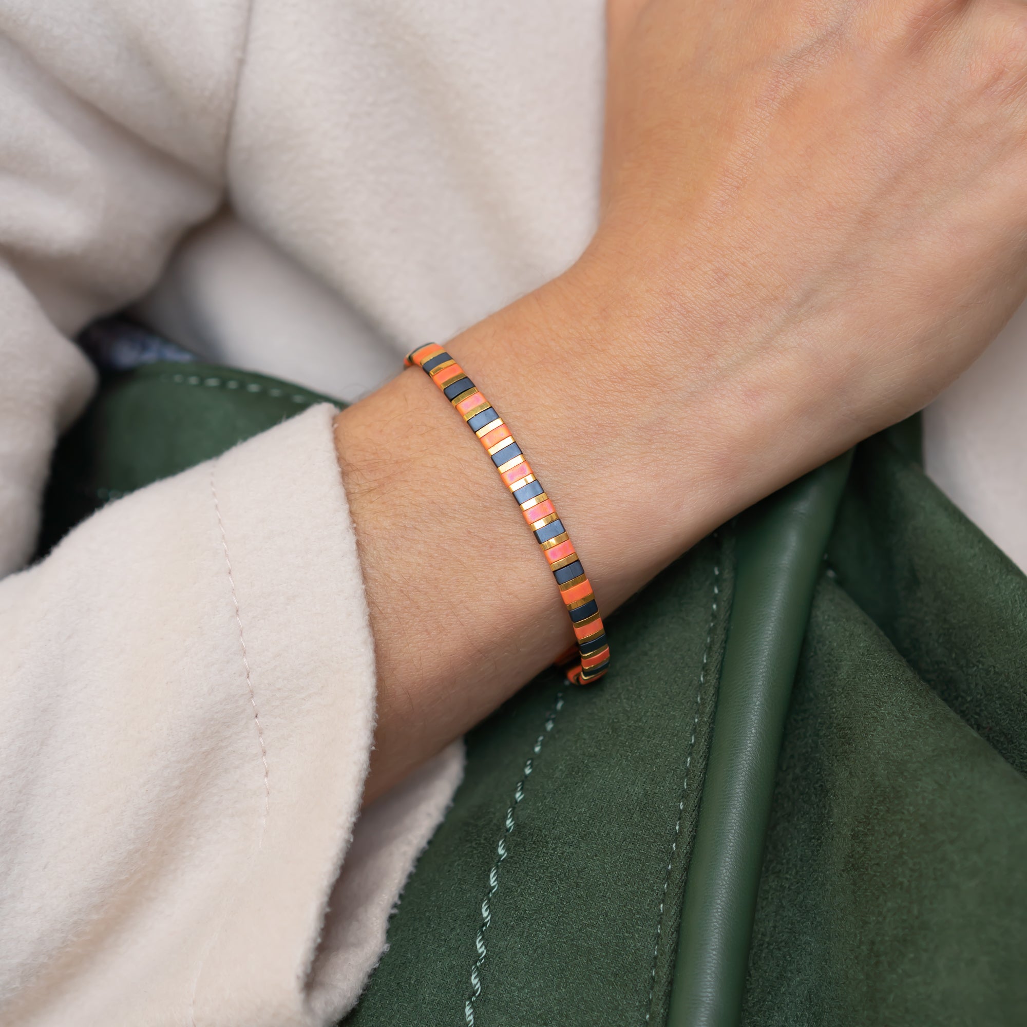 Damen Perlenarmband orange gold