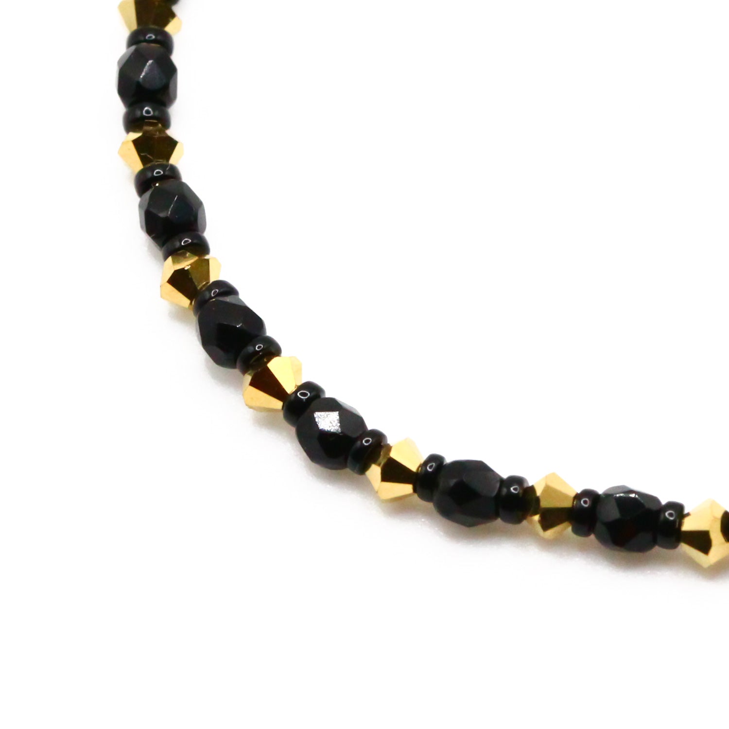 Perlenarmband schwarz