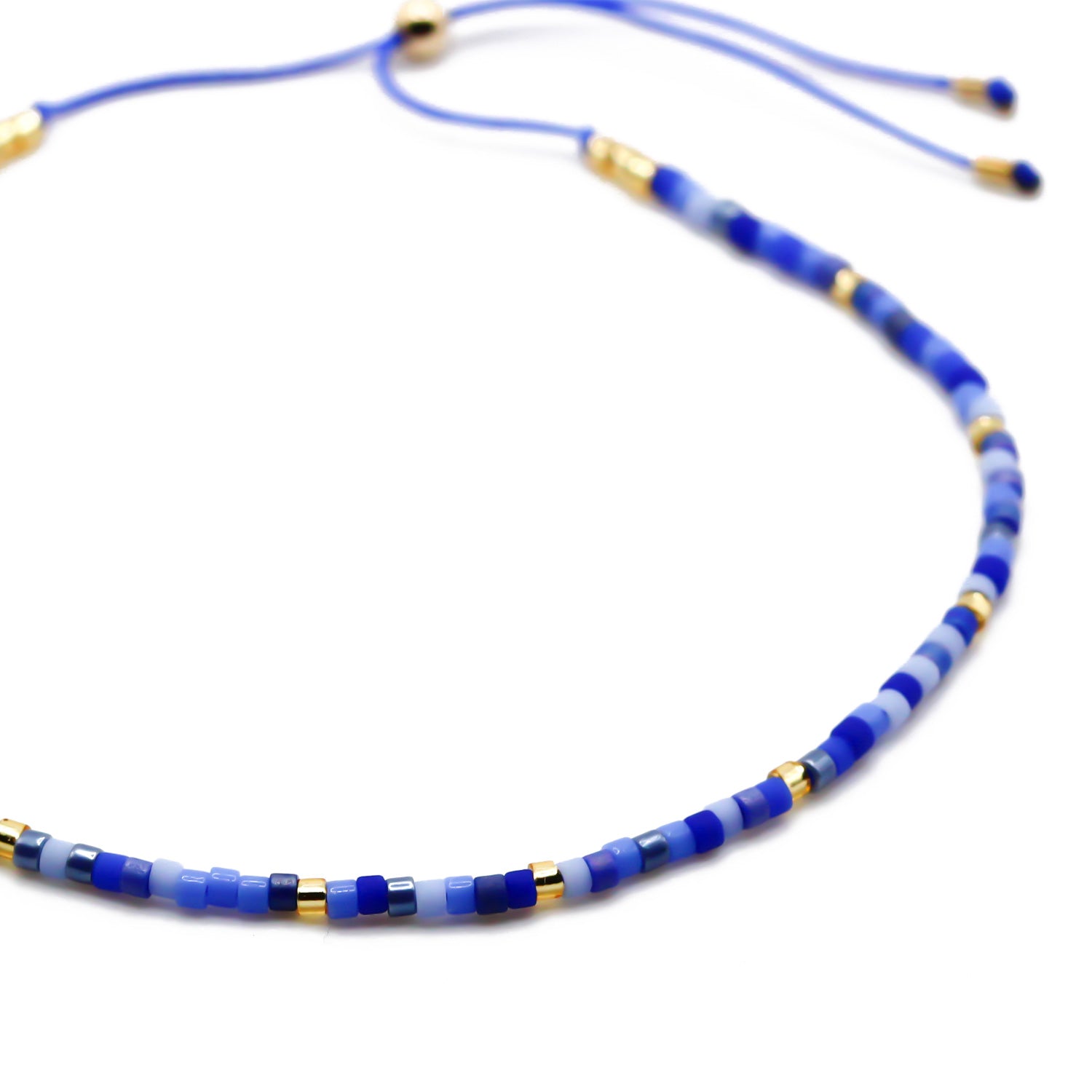 Blaues Perlenarmband