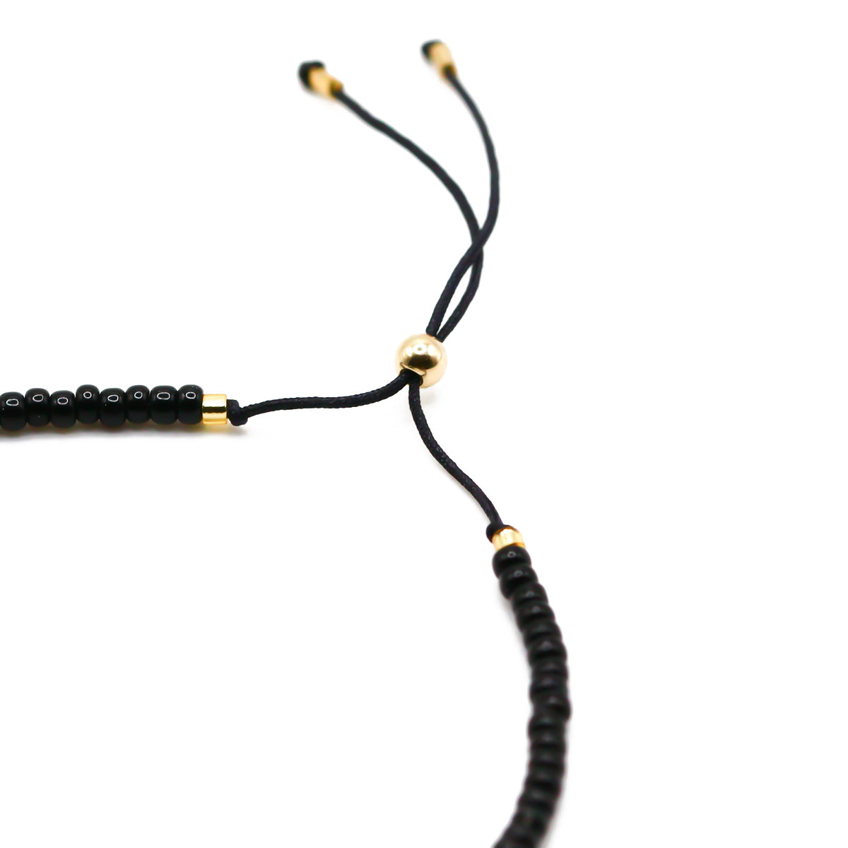 schwarzes Perlenarmband