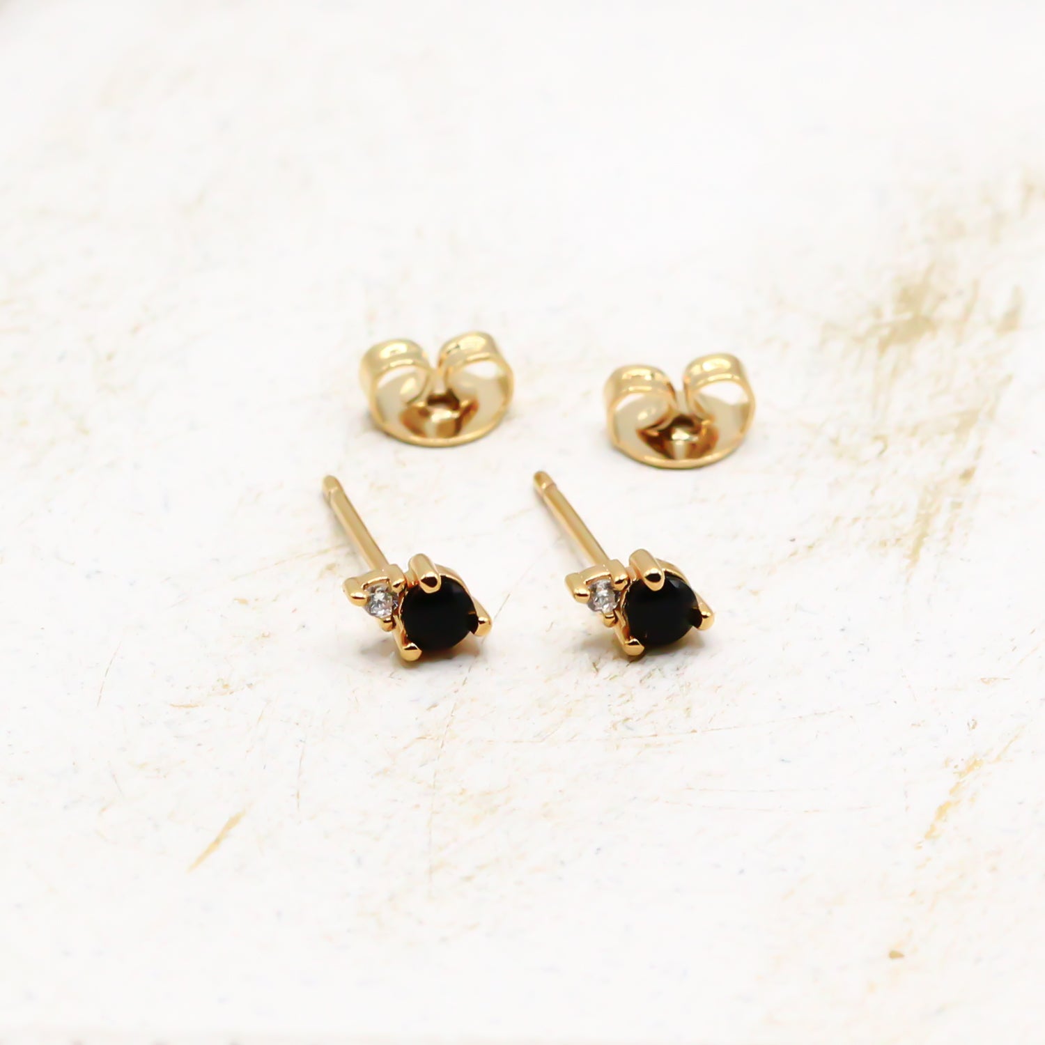 Ohrstecker Gold Schwarz