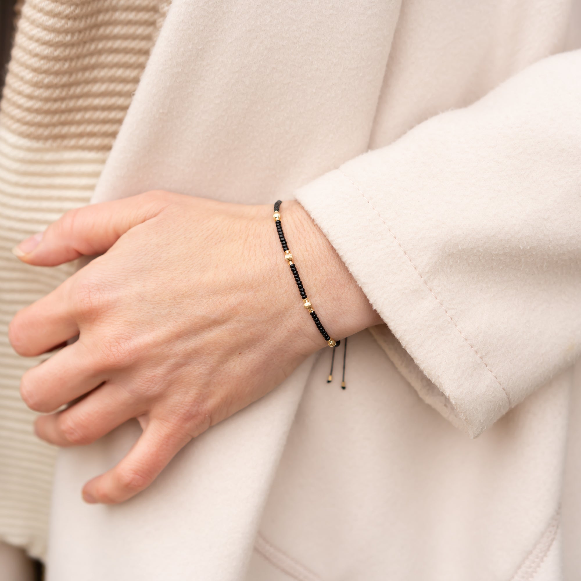 Schwarzes Perlenarmband Chloé