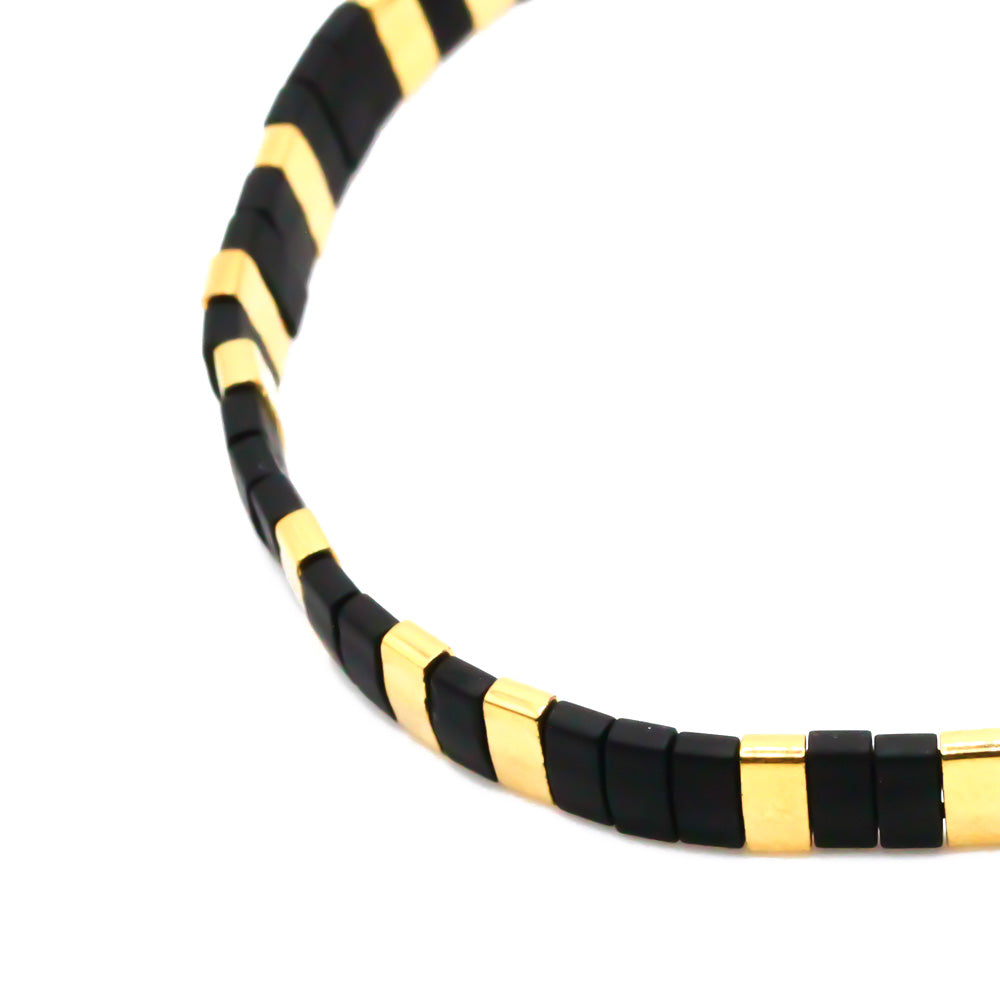 Perlenarmband-schwarz-gold