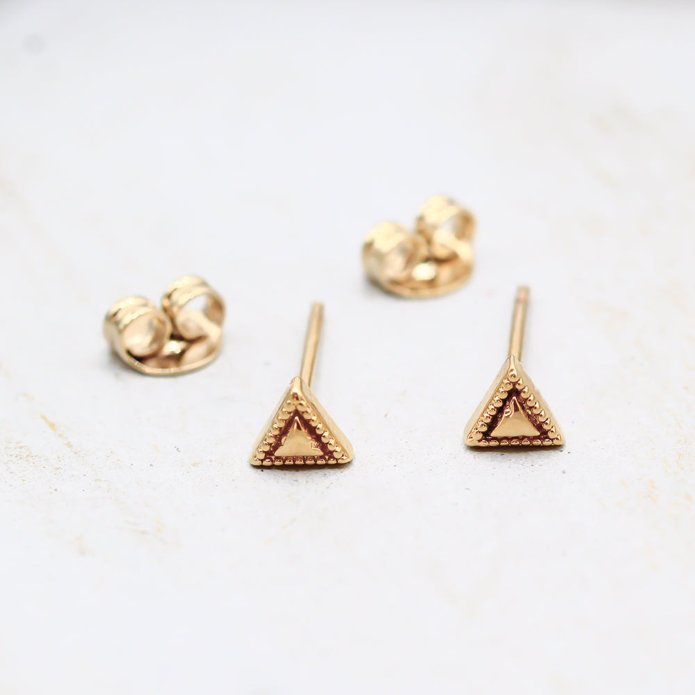 dreieckige gold ohrstecker