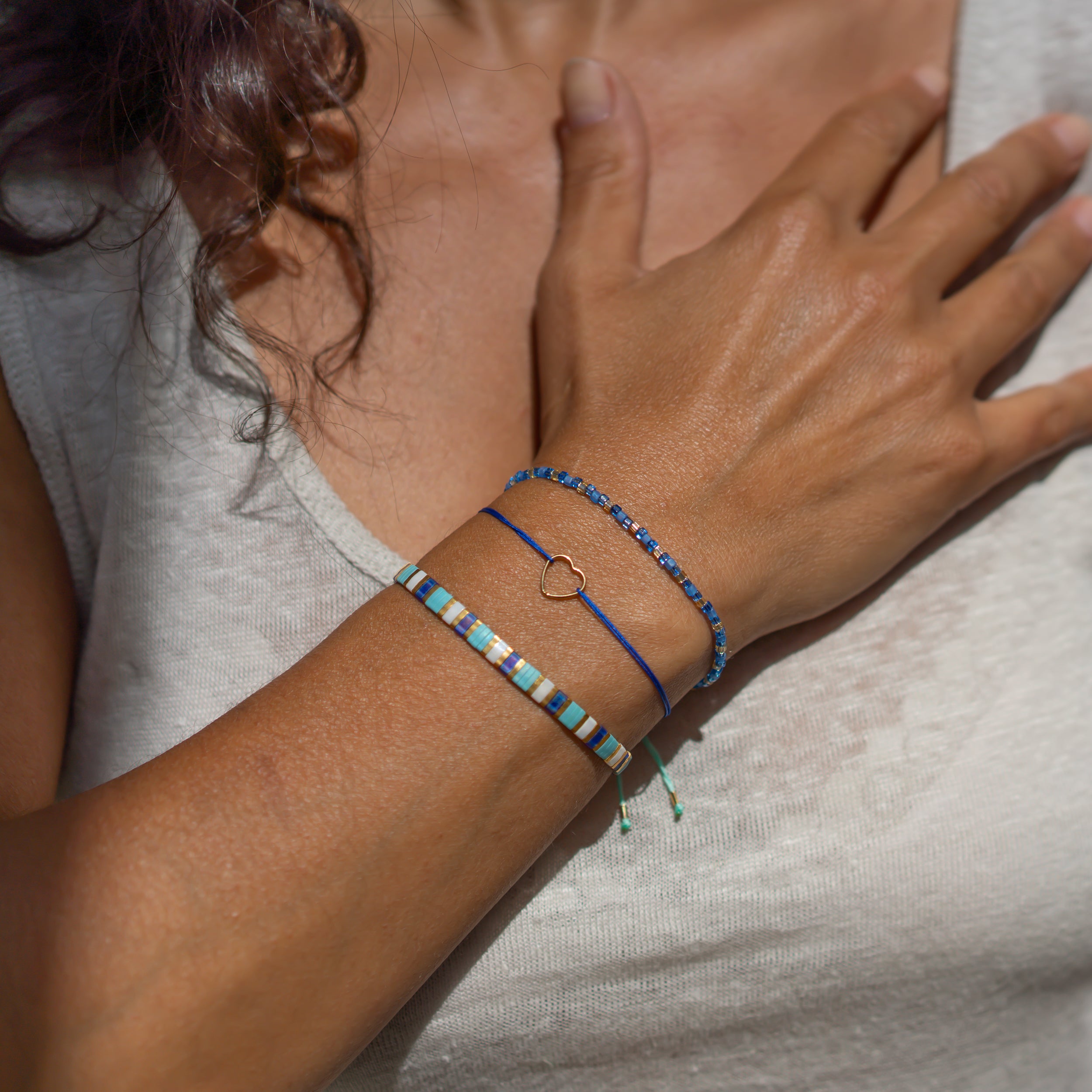 blaue türkise perlenarmbänder im set für damen