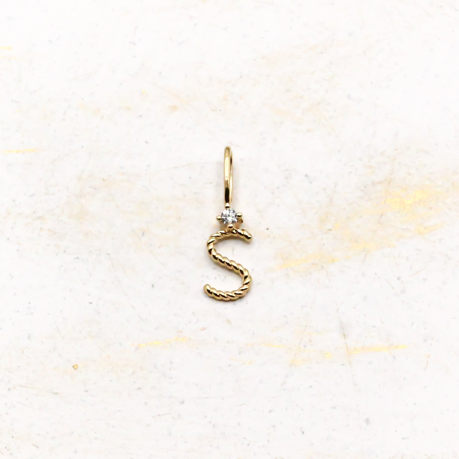 Buchstaben-Anhaenger-Kette-s