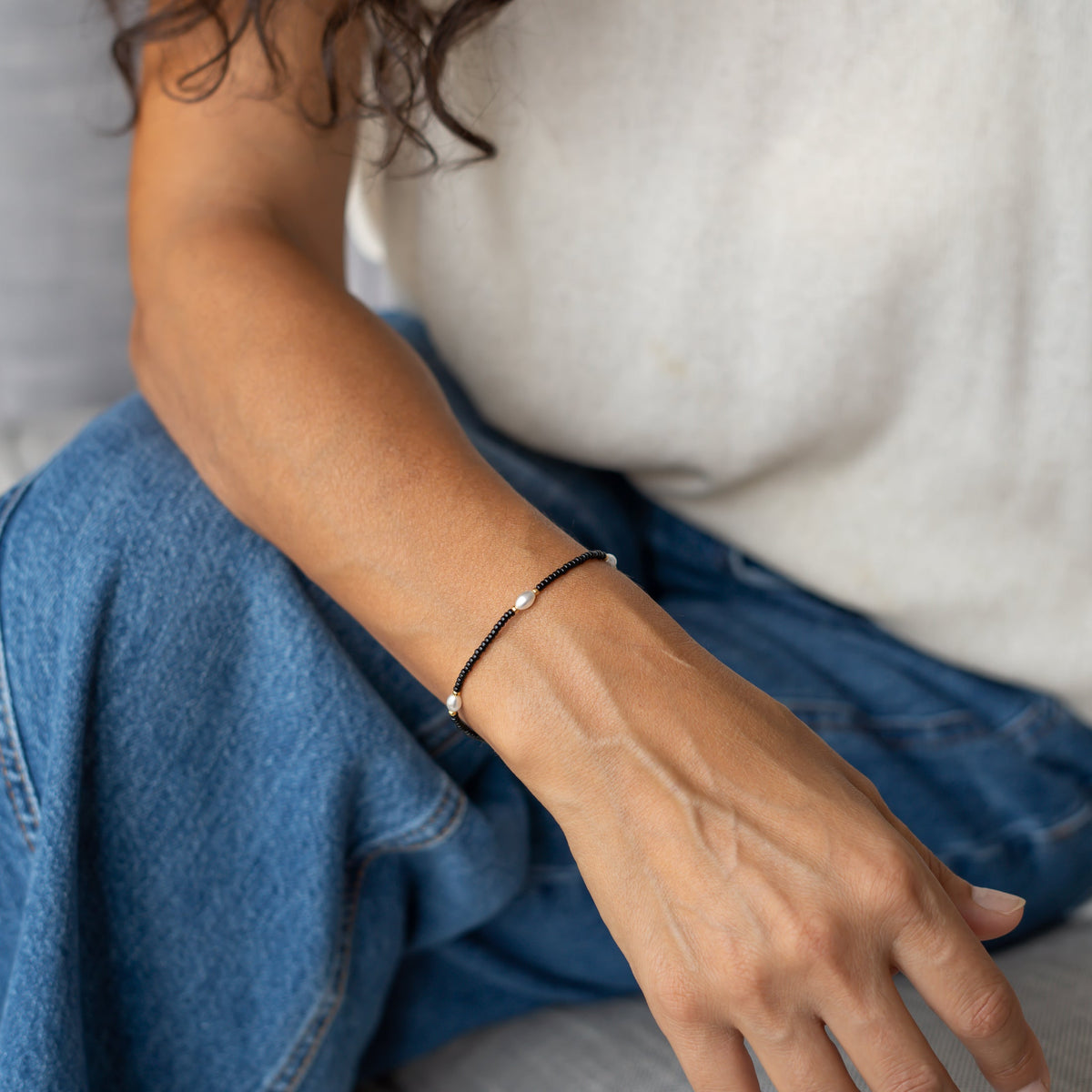 schwarze perlenarmbänder für damen