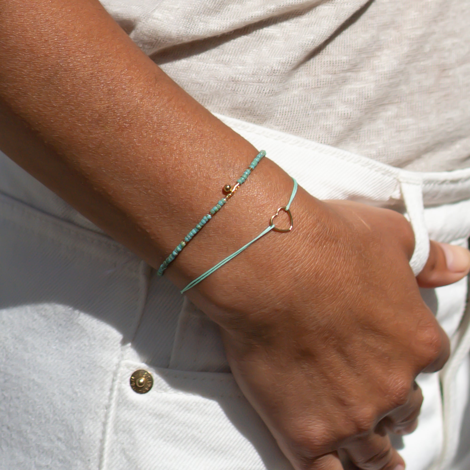 Sommer Armbänder für Damen in Türkis Blau mit gold