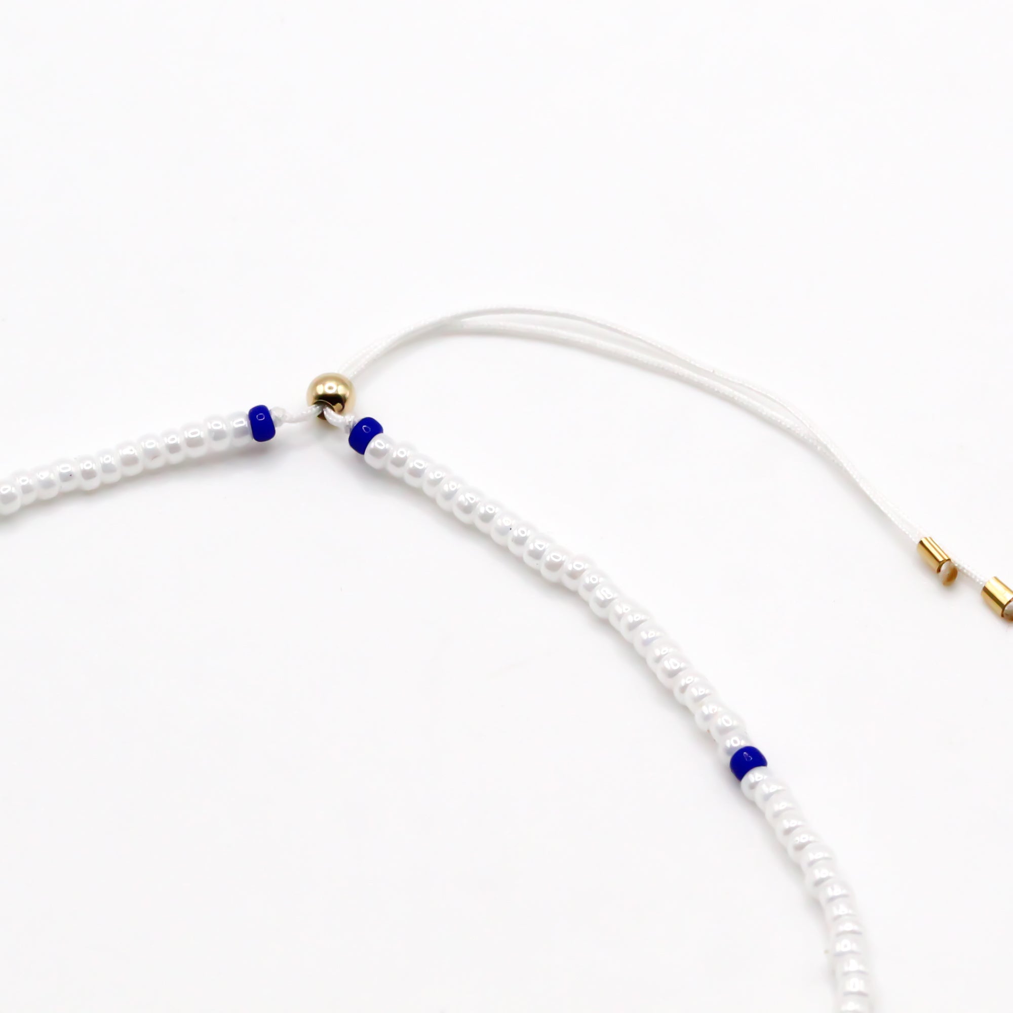 damen fußkette aus weissen perlen