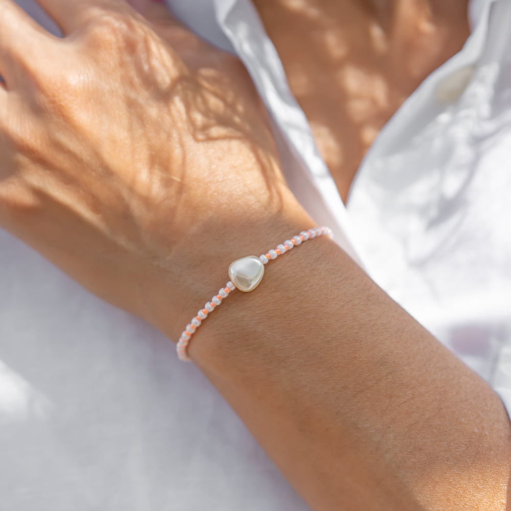 sommerarmband mit grosser perle